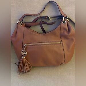 Michael Kors Charm Tassel Large Chain Shoulder Tote in Luggage shade